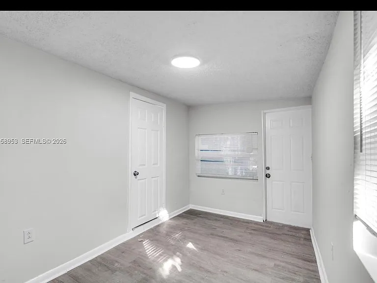 914 NW 80th St — Photo 11