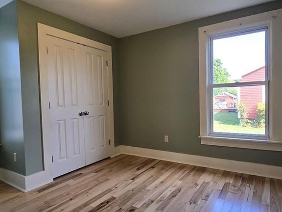 4th image of 69 Stanford St #1