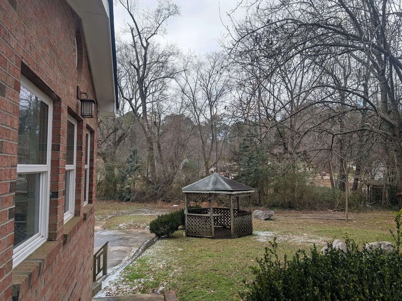 1521 Wiljohn Rd — Photo 2