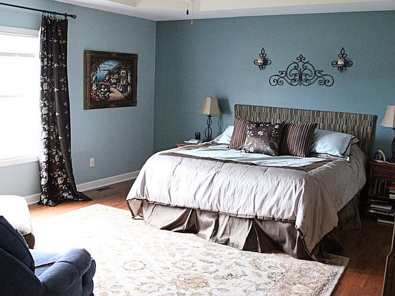 5th image of 1233 Glen Abbey Way
