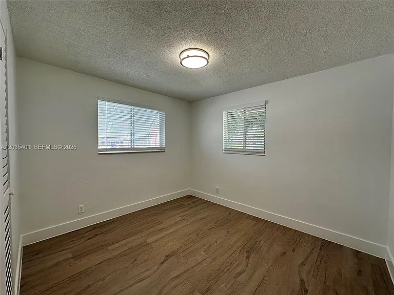 5911 NE 18th Ave #4 — Photo 14