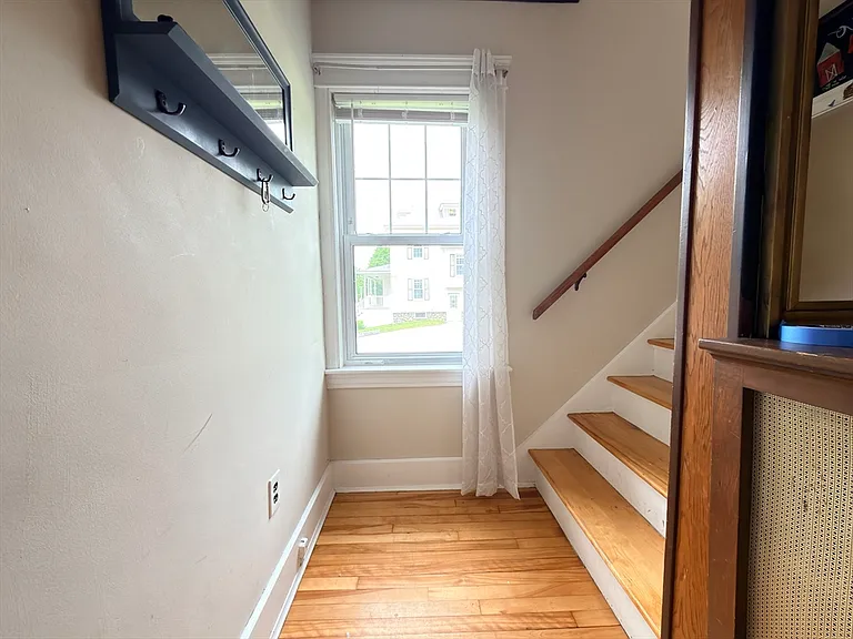11 Clay St — Photo 24