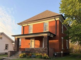 930 8th Ave, Terre Haute, IN 47804