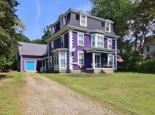 33 Jefferson Rd, Whitefield, NH 03598