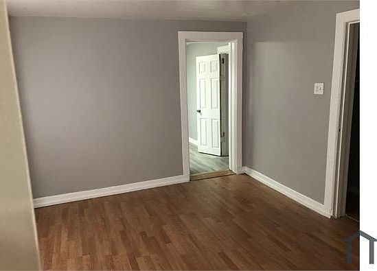 5th image of 12150 S Lowe Ave