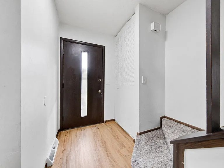 Rice Creek Townhouses — Photo 8