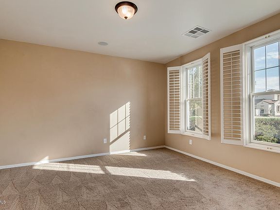 4th image of 2298 E Wisteria Dr