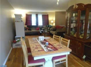 320 Anthony Dr, Bellmawr, NJ 08031