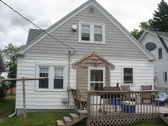 Back (west) side of house w/patio