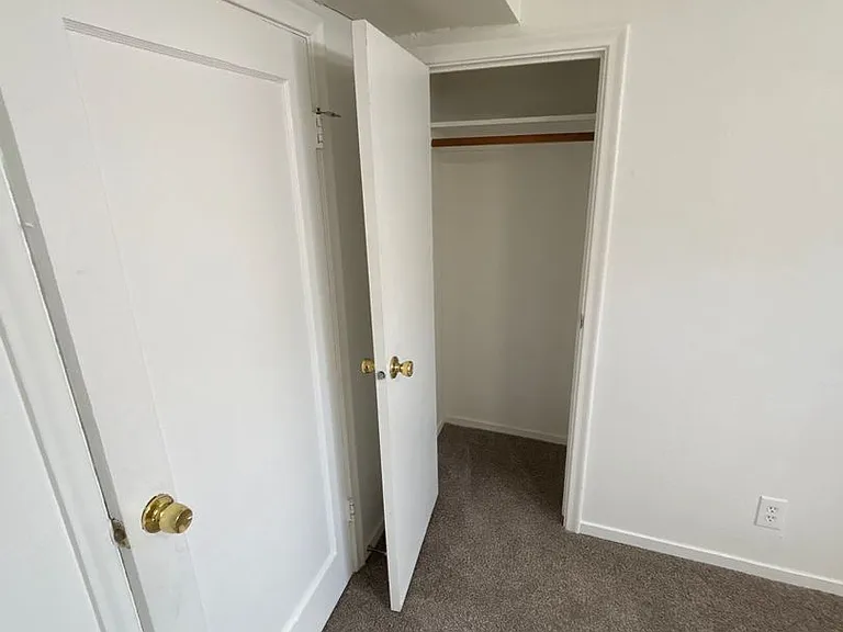 85 Princeton Ave — Photo 10