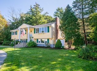 44 Rogers Cir, Braintree, MA 02184