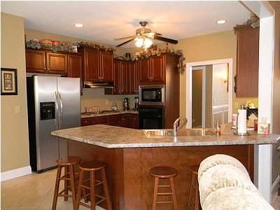 5th image of 8109 Elizabethton Ln #10