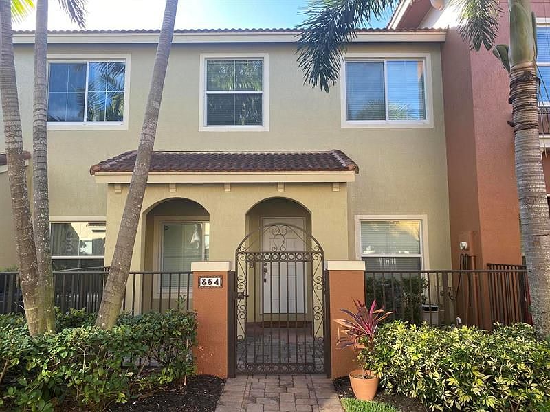 1st image of 354 Lake Monterey Cir