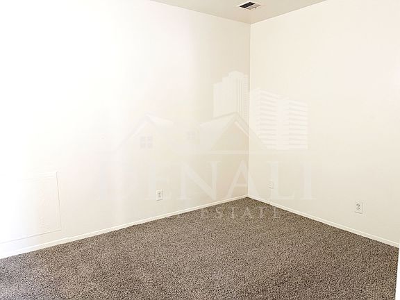 5th image of 1211 W Apache Trl #B