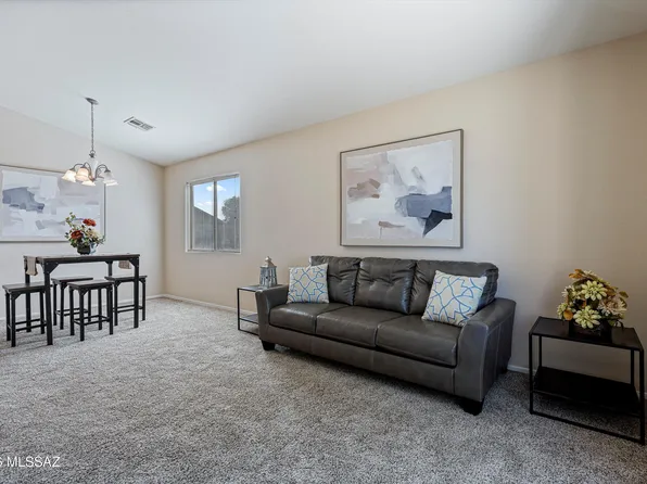 11488 W Caliche Dr, Marana, AZ 85658