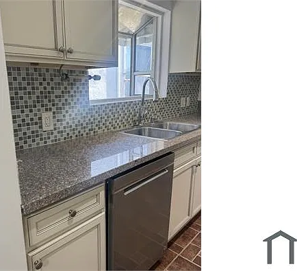 543 Evergreen St #1 — Photo 20