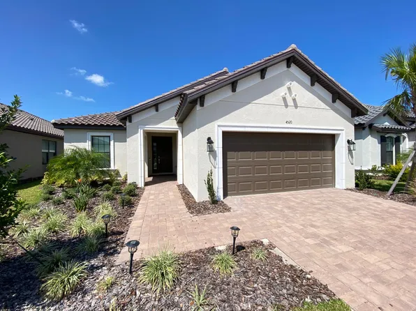 4520 Crestpoint Way, Palmetto, FL 34221