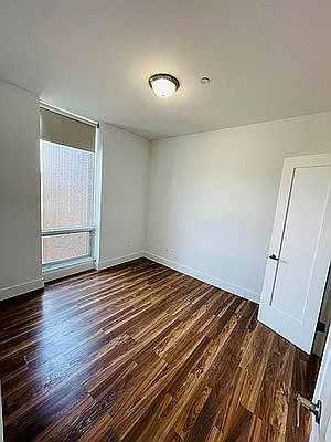 3rd image of 25-27 18th St #44C