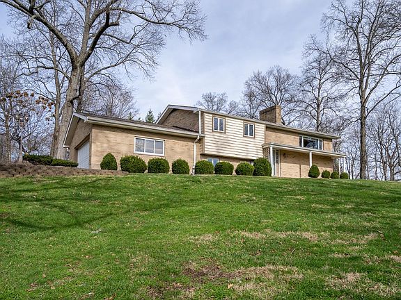 4th image of 11520 Edgewood Rd