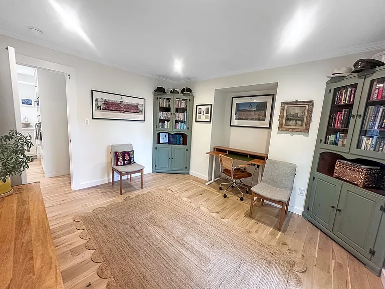 610 Eastwood Dr — Photo 13