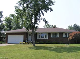 1274 Mayfair Dr, Seven Hills, OH