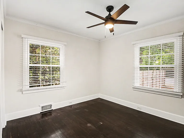 782 Union St S — Photo 17