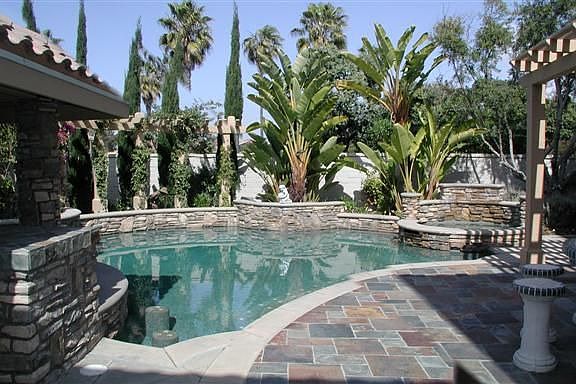 Entertainer's Backyard