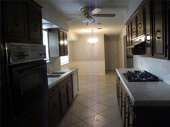 3rd image of 5022 Olympia Dr