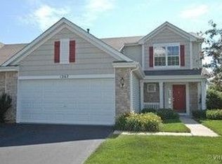 1267 Promontory Dr, Hampshire, IL 60140