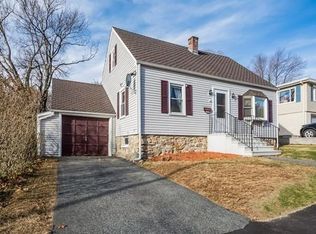 27 Superior Rd, Worcester, MA 01604