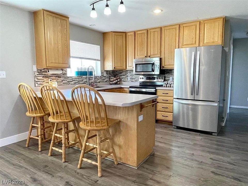 1st image of 2380 Opal Dr