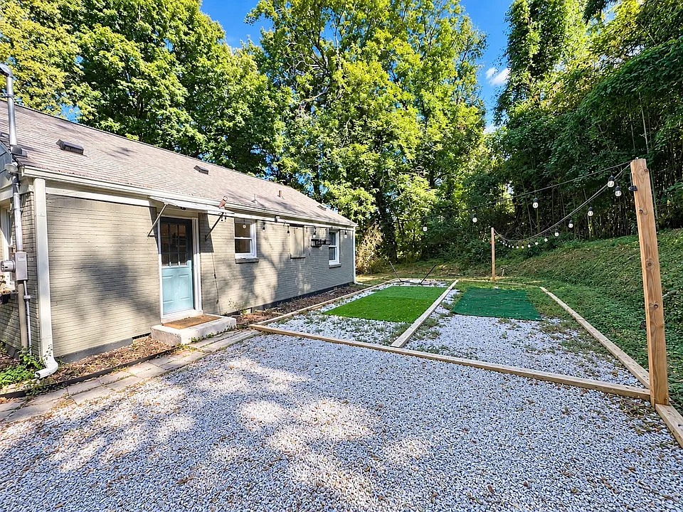 1314 Sunnymeade Dr