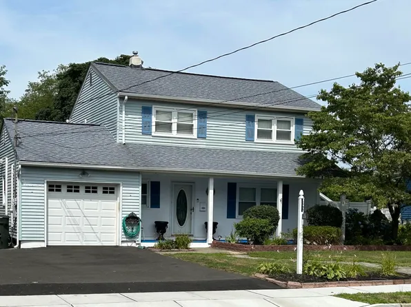 26 N Main Street, Farmingdale, NJ 07727