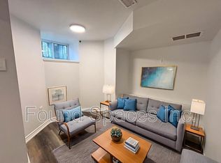 460 King William St #1, Hamilton, ON L8L 1P9