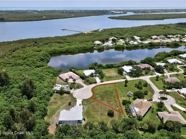 7465 32nd Ct, Vero Beach, FL 32967