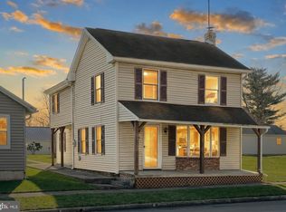 224 W King St, Abbottstown, PA 17301