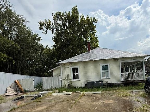 2nd image of 18421 HIGH SPRINGS MAIN