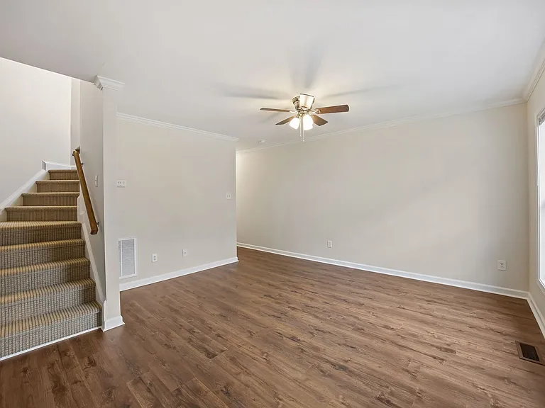 180 Park Place Dr — Photo 13