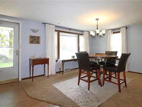 3rd image of 47 Artillery Ln