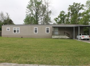 605 Gray St, Westlake, LA 70669