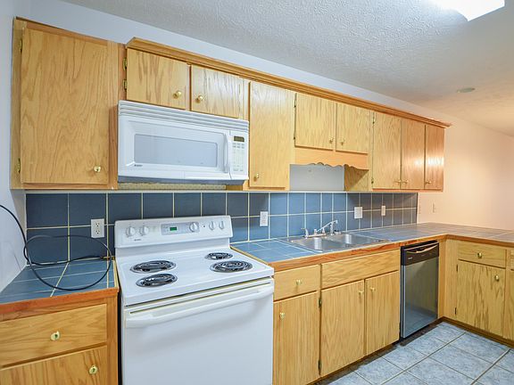 2nd image of 227 Brelands Overlook Dr #227