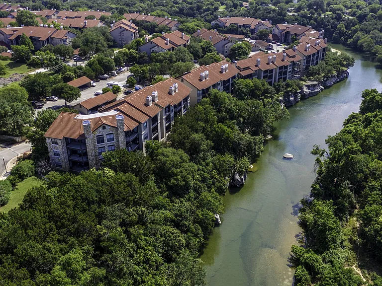 Direct Access to the San Gabriel River