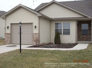 1428 Bluegrass Ln, Champaign, IL 61822