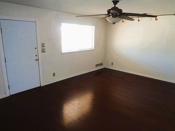 2nd image of 5120 Antonio Ave
