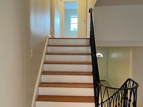 5th image of 1526 215th St #1