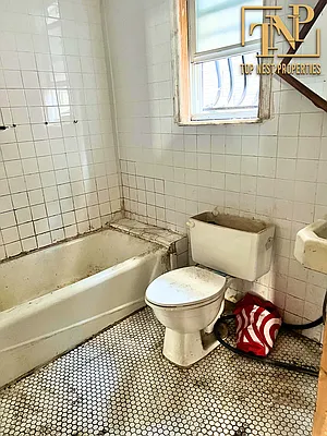 Sold by Top Nest Inc. | media 8
