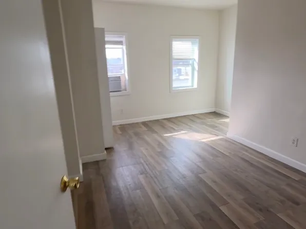3843 Falls Rd APT 3S, Baltimore, MD 21211