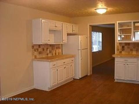 1st image of 3042 Purdom Dr