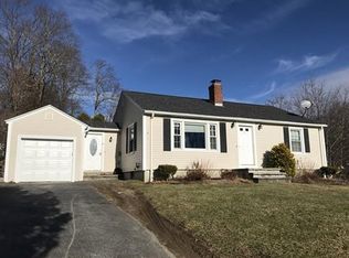 17 Stoneleigh Rd, Worcester, MA 01606