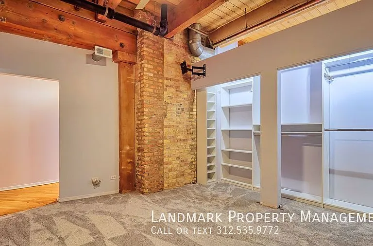 375 W Erie St #403 — Photo 17